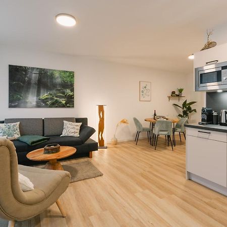 Modernes 2-Zimmer Themen-Apartment Im Zentrum Bayreuth Buitenkant foto